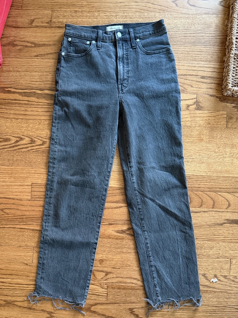 Madewell The Perfect Vintage Straight Black Straight-Leg Jeans with Frayed Hem
